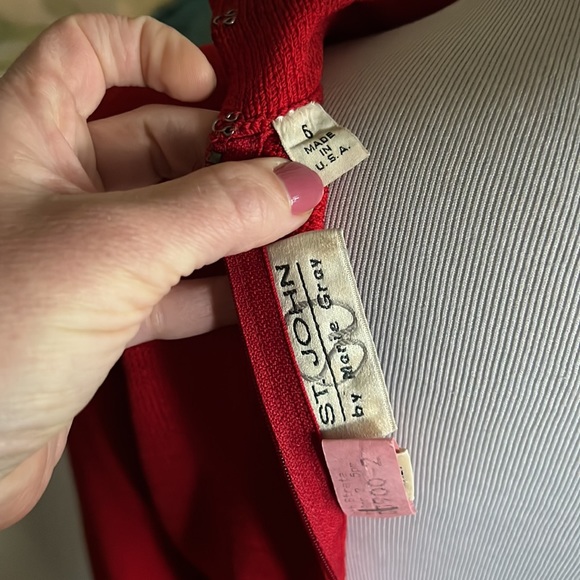 Vintage St. John knit dress red long sleeves size 6 - Picture 5 of 16